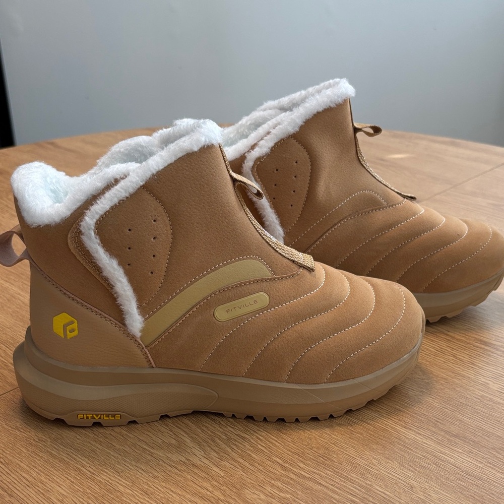 Fitville Tan Winter Boots with White Lining